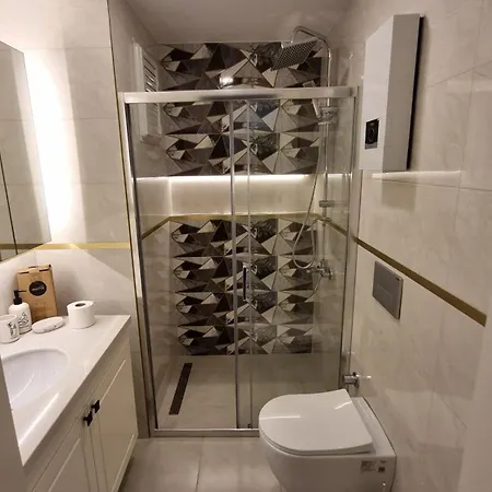 Elite Luxury - Elize 4 *